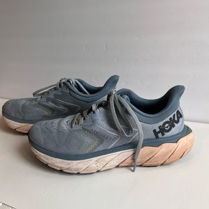 Hoka Women's Arahi 5 Sneakers in Light Blue